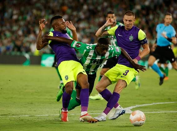 Fußball, EL, Real Betis Sevilla - PFC Ludogorets Razgrad SEVILLA 15 09 2022 ESTADIO BENITO VILLAMARIN FASE DE GRUPO DE LA UEL JORNADA 2 BETIS-LUDOGORETS.archsev FOTO MANUEL GOMEZ 900 Cordon Press