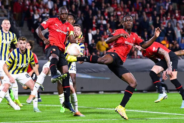 Kamaldeen SULEMANA ( 10 - Rennes ) - Hamari Traore ( 27 - Rennes ) - FOOTBALL : Rennes vs Fenerbahce - Ligue Europa - Rennes - 15 09 2022 FedericoPestellini Panoramic 