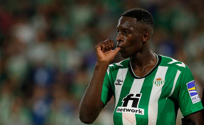Partido de la UEFA Europa League 2022-23 entre el Real Betis BalompiÃ y el PFC Ludogorets Razgrad, jugado en el Estadio Benito Villamarin. En la imagen, Luiz Henrique (Betis) celebra su gol en el 1-0. UEFA Europa League 2022-23 match between Real Betis and Ludogorets Razgrad, played at Benito Villamarin stadium. In this picture, Luiz Henrique (Betis) celebrates his goal at 1-0. RAMONxNAVARRO 
