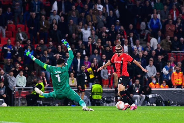 Fußball, EL, Stade Rennes - Fenerbahce IStanbul But de Lovro MAJER ( 21 - Rennes ) - Altay BayÄ±ndÄ±r ( 1 - Fenerbahce ) - FOOTBALL : Rennes vs Fenerbahce - Ligue Europa - Rennes - 15 09 2022 FedericoPestellini Panoramic 