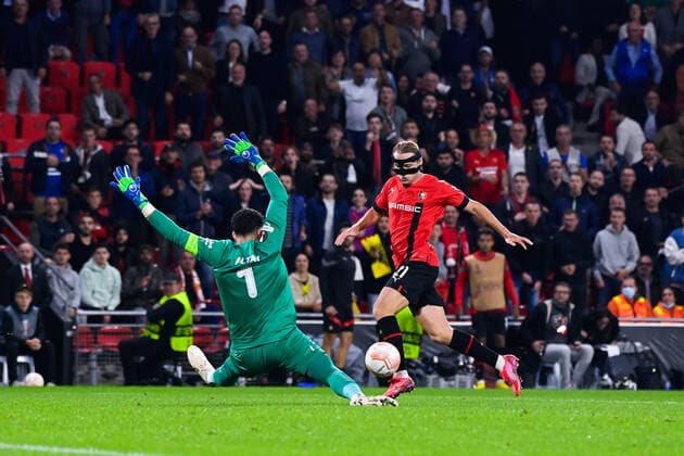 But de Lovro MAJER ( 21 - Rennes ) - Altay BayÄ±ndÄ±r ( 1 - Fenerbahce ) - FOOTBALL : Rennes vs Fenerbahce - Ligue Europa - Rennes - 15 09 2022 FedericoPestellini Panoramic 