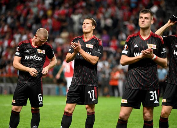 Fussball, Herren, Saison 2022 2023, Europa League, Sporting Braga - 1. FC Union Berlin (1:0, Gruppenphase, Gruppe D, 2. Spieltag), v. l. Julian Ryerson (1. FC Union), Kevin Behrens (1. FC Union Berlin), Robin Knoche (1. FC Union), Enttäuschung nach Abpfiff, 15.09. 2022, Copyright: xMatthiasxKochx