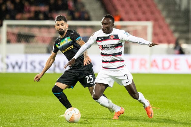 FC Midtjylland v Lazio, UEFA Europa League football, Herning, Denmark Herning, Denmark. 15th, September 2022. Pione Sisto (7) of FC Midtjylland and Elseid Hysaj (23) of Lazio seen during the UEFA Europa League match between FC Midtjylland and Lazio at MCH Arena in Herning. Herning Denmark  Copyright: xGonzalesxPhoto BalazsxPopalx