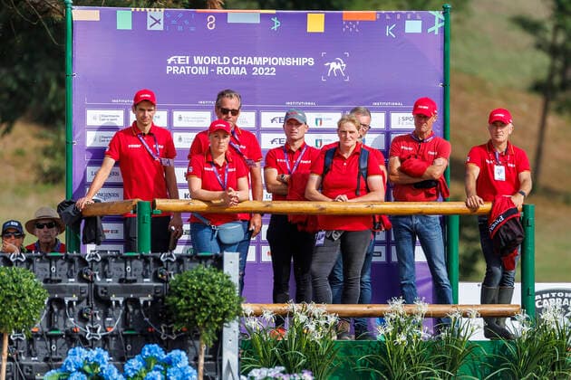 PRATONI - FEI Eventing World Championship, WM, Weltmeisterschaft 2022, PRATONI - FEI Eventing World Championship 2022 Kiss and Cry, Team Germany, KRAJEWSKI Julia (GER), Amande de B Neville Dressage Test - Session 2 Teilprüfung Dressur - 2. Teil Pratoni de Vivaro, Centro Equestre Federale 16. September 2022 - *** PRATONI FEI Eventing World Championship 2022, PRATONI FEI Eventing World Championship 2022 Kiss and Cry, Team Germany, KRAJEWSKI Julia GER , Amande de B Neville Dressage Test Session 2 Partial Dressage 2 Part Pratoni de Vivaro, Centro Equestre Federale 16 September 2022