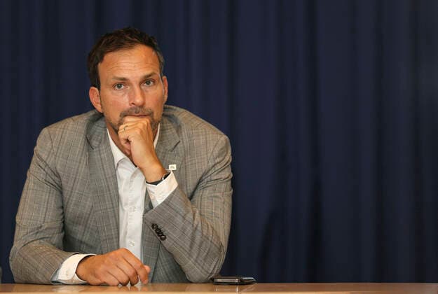Foto : Viktor Szilagyi ( THW Geschäftsführer ) Handball Herren Bundesliga am So. 21.08.2022 Medien Talk vor dem KN Cup des THW Kiel *** Photo Viktor Szilagyi THW Managing Director Handball Mens Bundesliga on Sun 21 08 2022 Media Talk before the KN Cup of THW Kiel.