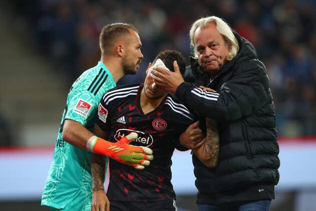 Bilder des Jahres 2022, Sport 09 September Sport Themen der Woche KW37 Sport Bilder des Tages 17.09.2022, xtgx, Fussball 2. Bundesliga, Hamburger SV - Fortuna Duesseldorf emspor, v.l. Matthias Zimmermann (Duesseldorf, 25) verletzt, verletzung (DFL DFB REGULATIONS PROHIBIT ANY USE OF PHOTOGRAPHS as IMAGE SEQUENCES and or QUASI-VIDEO) Hamburg *** 17 09 2022, xtgx, football 2 Bundesliga, Hamburger SV Fortuna Duesseldorf emspor, v l Matthias Zimmermann Duesseldorf, 25 injured, injury DFL DFB REGULATES PROHIBIT ANY USE OF PHOTOGRAPHS as IMAGE SEQUENCES and or QUASI VIDEO Hamburg