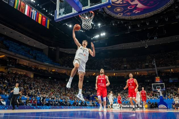 Basketball Berlin 18.09.2022 Eurobasket 2022 Spiel um Platz 3 Bronzemedaillenspiel Deutschland (GER) - Polen (POL) Franz Wagner (Deutschland, No.09) Michal Sokolowski (Polen, No.03)