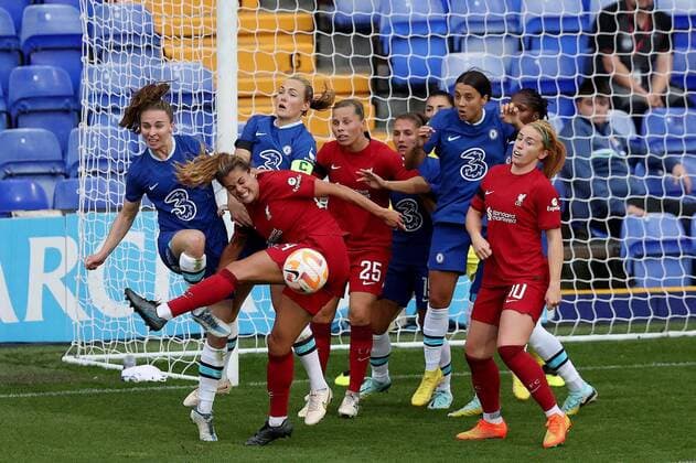 Mandatory Credit: Photo by Paul Greenwood Shutterstock (13394636ag) A general view of play as Katie Stengel of Liverpool FC Women competes for the ball with Magdalena Eriksson of Chelsea Women Liverpool Women v Chelsea Women, Barclays FA Women s Super League, Football, Prenton Park, Birkenhead, UK - 18 Sep 2022 Liverpool Women v Chelsea Women, Barclays FA Women s Super League, Football, Prenton Park, Birkenhead, UK - 18 Sep 2022 Copyright: xPaulxGreenwood Shutterstockx 13394636ag