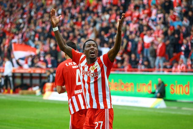 Sport Themen der Woche KW37 Sport Bilder des Tages 18.09.2022, xtgx, Fussball 1. Bundesliga, 1. FC Union Berlin - VfL Wolfsburg emspor, v.l. Sheraldo Becker (Union Berlin, 27) Jubel, Torjubel, jubelt ueber das Tor, celebrate the goal, celebration (DFL DFB REGULATIONS PROHIBIT ANY USE OF PHOTOGRAPHS as IMAGE SEQUENCES and or QUASI-VIDEO) Berlin *** 18 09 2022, xtgx, football 1 Bundesliga, 1 FC Union Berlin VfL Wolfsburg emspor, v l Sheraldo Becker Union Berlin, 27 Jubel, Torjubel, jubelt über das Tor, celebrate the goal, celebration DFL DFB REGULATIONS PROHIBIT ANY USE OF PHOTOGRAPHS as IMAGE SEQUENCES and or QUASI VIDEO Berlin