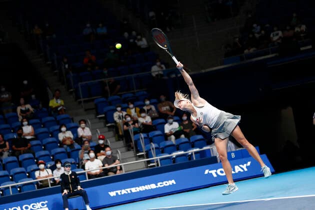 September 19, 2022, Tokyo, Japan: Ellen PEREZ (AUS) serves against Xinyu WANG (CHN) during their Singles 1st Round match at the TORAY PAN PACIFIC OPEN TENNIS TOURNAMENT 2022 at Ariake Coliseum. The tournament is held from September 17 to 25. Tokyo Japan - ZUMAm191 20220919_zap_m191_012 Copyright: xRodrigoxReyesxMarinx