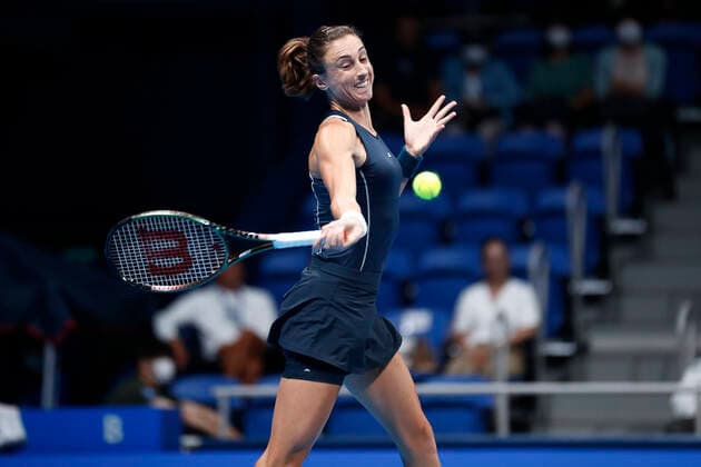 September 19, 2022, Tokyo, Japan: Petra MARTIC (CRO) hits a return against Rina SAIGO (JPN) during their Singles 1st Round match at the TORAY PAN PACIFIC OPEN TENNIS TOURNAMENT 2022 at Ariake Coliseum. The tournament is held from September 17 to 25. Tokyo Japan - ZUMAm191 20220919_zap_m191_046 Copyright: xRodrigoxReyesxMarinx