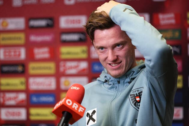 Sport Themen der Woche KW38 Sport Bilder des Tages SOCCER - NL,FRA vs AUT, preview VIENNA,AUSTRIA,19.SEP.22 - SOCCER - UEFA Nations League, OEFB international match, Länderspiel, Nationalmannschaft France vs Austria, preview, mixed zone Team AUT. Image shows Michael Gregoritsch (AUT).  GEPAxpictures xArminxRauthner