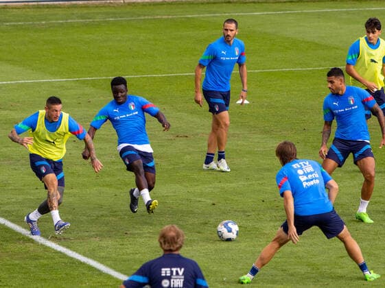 ItalyÃ‚Â s Mateo Politano, Wilfred Gnonto, Leonardo Bonucci, Emerson and Matteo Cancellieri during press conference, PK, Pressekonferenz and Italy training session, Other in Florence, Italy, September 19 2022  Copyright: xNicolasxMorassuttix xipa-agency.x xLivexMediax 0