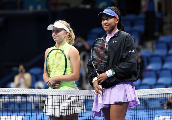 September 20, 2022, Tokyo, Japan - Naomi Osaka (R) of Japan and Australia s Daria Saville (L) pose for photo before their match at the Toray Pan Pacific Open tennis tournament at the Ariake Coliseum in Tokyo on Tuesday, September 20, 2022. Saville retired the game as her left knee injury and Osaka advanced to the second round. Noxthirdxpartyxsales  (199076126)