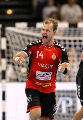 Foto : Jubel bei Paul Skorupa ( Bad Schwartau ) Handball Herren Bundesliga am So. 21.08.2022 Turnier in Kiel : Spielszene aus THW Kiel - VfL Lübeck Schwartau