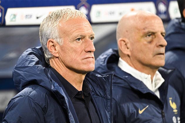 Guy Stephan - entraineur adjoint (Fra) Didier Deschamps - Selectionneur Entraineur (Fra) FOOTBALL : France vs Autriche - Ligue des Nations - 22 09 2022 JBAutissier Panoramic 