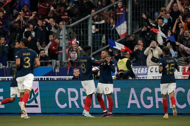 SOCCER - NL, FRA vs AUT SAINT DENIS,FRANCE,22.SEP.22 - SOCCER - UEFA Nations League, OEFB international match, Länderspiel, Nationalmannschaft France vs Austria. Image shows the rejoicing of FRA.  GEPAxpictures xJohannesxFriedl