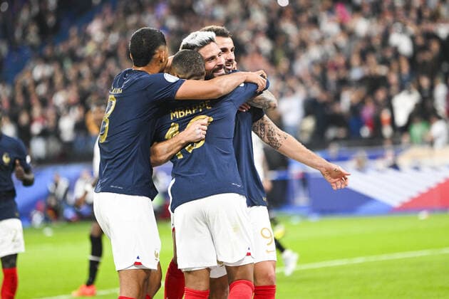Joie des joueurs de l equipe de France apres le but de Olivier Giroud (Fra) FOOTBALL : France vs Autriche - Ligue des Nations - 22 09 2022 JBAutissier Panoramic 