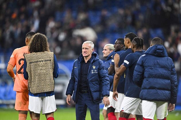 joie des joueurs de l equipe de France en fin de match Didier Deschamps - Selectionneur Entraineur (Fra) FOOTBALL : France vs Autriche - Ligue des Nations - 22 09 2022 JBAutissier Panoramic 