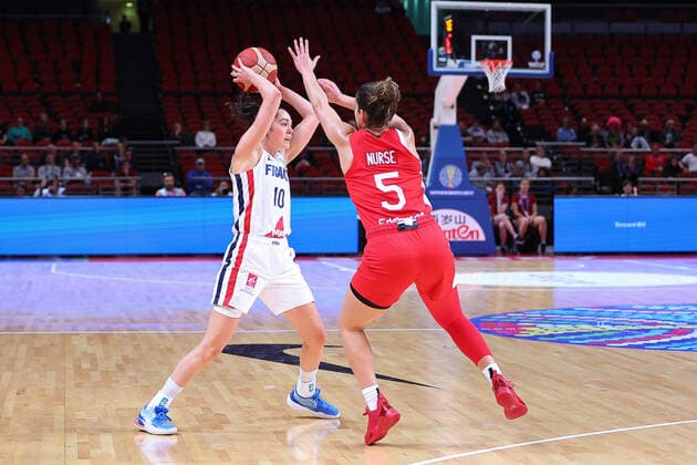 23rd September 2022; Sydney, Homebush, New South Wales, Australia, Women s World Cup Basketball: Canada versus France: Kia NURSE of Canada attempts to block a pass by Sarah MICHEL of France  ActionPlus12428700 KevinxManning