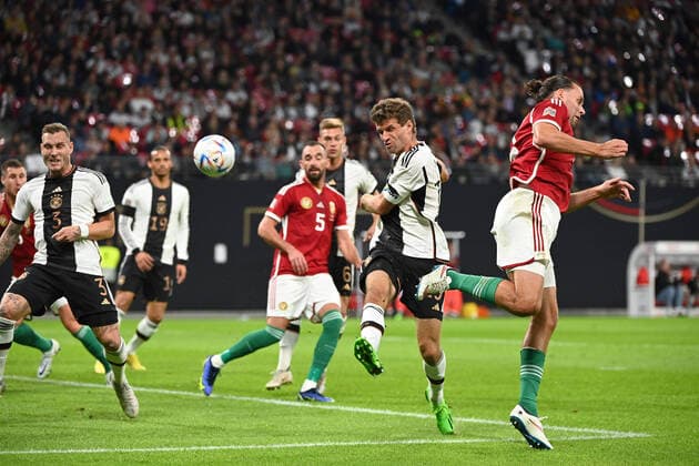Bilder des Jahres 2022, Sport 09 September Sport Themen der Woche KW38 Sport Bilder des Tages Fussball, Herren, Saison 2022 23, Nations League (Liga A, Gruppe 3, 5. Spieltag) in Leipzig, Deutschland - Ungarn, Adam Szalai (Ungarn) re. erzielt das Tor zum 0:1 , 23.09.2022, *** Football, Men, 2022 23 season, Nations League League A, Group 3, Matchday 5 in Leipzig, Germany Hungary, Adam Szalai Hungary re scores the goal to 0 1 , 23 09 2022, Copyright: xMatthiasxKochx
