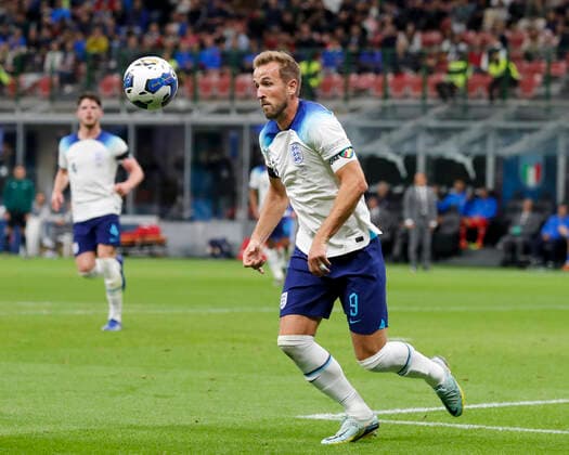 Italy v England UEFA Nations League Harry Kane of England keeps his eye on the ball during the UEFA Nations League Group C match at San Siro, Milan Content Not Available For UK Newspapers Copyright: xPaulxChestertonx FIL-17373-0069 UK Newspapers OUT