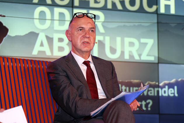 19.09.22 Stuttgarter Sportgespräch 2022 Deutschland, Stuttgart, 19.09.2022, Stuttgarter Sportgespräch 2022: Bernd Neuendorf (Präsident DFB).