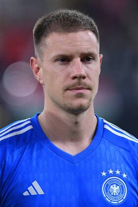 Fußball UEFA Nations League Deutschland - Ungarn am 23.09.2022 in der Red Bull Arena in Leipzig Marc-Andre ter Stegen ( Deutschland ) DFB regulations prohibit any use of photographs as image sequences and or quasi-video.