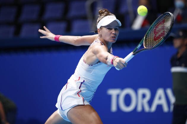 September 24, 2022, Tokyo, Japan: Veronika KUDERMETOVA hits a return against Qinwen ZHENG (CHN) during their Singles Semi-final match at the TORAY PAN PACIFIC OPEN TENNIS TOURNAMENT 2022 at Ariake Coliseum. The tournament is held from September 17 to 25. Tokyo Japan - ZUMAm191 20220924_zap_m191_033 Copyright: xRodrigoxReyesxMarinx