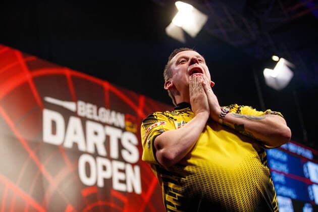 Sport Themen der Woche KW38 Sport Bilder des Tages English Dave Chisnall celebrates after winning the third day of the Belgian Darts Open, Sunday 25 September 2022 in Wieze, a tournament in the European Tour that takes places from September 23 until September 25. JEFxMATTHEE  x45701443x