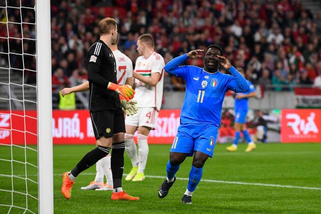 Foto Fabio Ferrari LaPresse 26 Settembre 2022 - Budapest, Ungheria - calcio - Ungheria vs Italia - Uefa Nations League - Gruppo C Giornata 6 6 - Stadio Puskas Arena Park.Nella foto: Wilfried Gnonto (Italy) September 26, 2022 Budapest, Hungary - sport soccer- Uefa Nations League - Group C 6 6 - Stadium Puskas Arena Park.-Park.In the pic:Wilfried Gnonto (Italy)  Copyright: xFabioxFerrari LaPressex