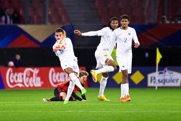Malo Gusto ( 17 - France ) - Wesley Fofana ( 2 - France ) - FOOTBALL : France vs Belgique - Valenciennes - Amical Espoirs - 26 09 2022 FedericoPestellini Panoramic 