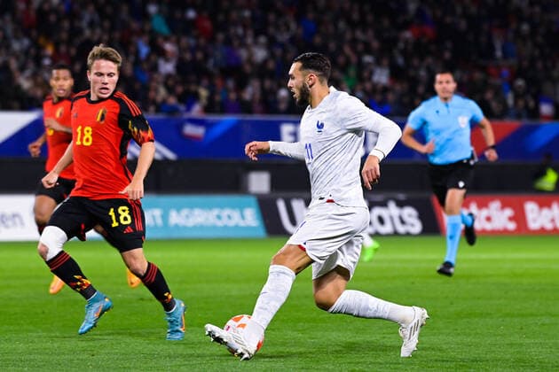 Amine Gouiri ( 11 - France ) - Matisse Samoise ( 18 - Belgique ) - FOOTBALL : France vs Belgique - Valenciennes - Amical Espoirs - 26 09 2022 FedericoPestellini Panoramic 