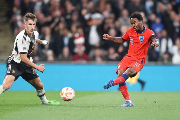 England v Germany 26 September 2022, London - UEFA Nations League - League A (Group 3) - England v Germany - Raheem Sterling of England shoots - Photo: Charlotte Wilson Offside. London UK Copyright: xCharlottexWilsonx xOffsidexOffside