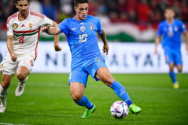 Foto Fabio Ferrari LaPresse 26 Settembre 2022 - Budapest, Ungheria - calcio - Ungheria vs Italia - Uefa Nations League - Gruppo C Giornata 6 6 - Stadio Puskas Arena Park.Nella foto: Giacomo Raspadori (Italy)gol 0-1 September 26, 2022 Budapest, Hungary - sport soccer- Uefa Nations League - Group C 6 6 - Stadium Puskas Arena Park.-Park.In the pic:Giacomo Raspadori (Italy)gol 0-1  Copyright: xFabioxFerrari LaPressex