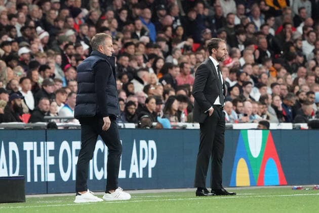 Bundestrainer Hansi Flick (Deutschland Germany) und Trainer Gareth Southgate (England) - London 26.09.2022: England vs. Deutschland, UEFA Nations League, 6. Spieltag, Wembley Stadium