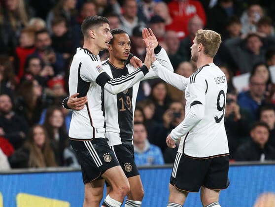 Torjubel 2:0 Deutschland, V.li. Torschütze Kai Havertz (GER) , Leroy Sane (GER) , Timo Werner (GER) . England-Deutschland . Fussball-Länderspiel 2022, Nations League . Mönchengladbach, GER, 26.09.2022 ,