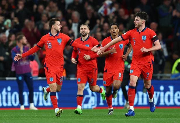 London, England, 26th September 2022. Mason Mount of England celebrates scoring their second goal during the UEFA Nations League match at Wembley Stadium, London. Picture credit should read: David Klein Sportimage EDITORIAL USE ONLY. No use with unauthorised audio, video, data, fixture lists, club league logos or live services. Online in-match use limited to 120 images, no video emulation. No use in betting, games or single club league player publications. SPI-1909-0100