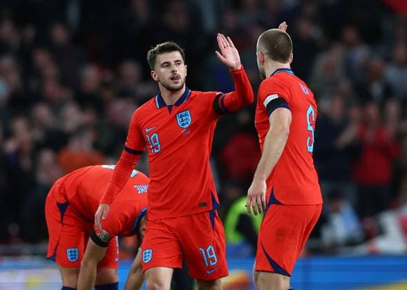 London, England, 26th September 2022. Mason Mount of England celebrates scoring their second goal during the UEFA Nations League match at Wembley Stadium, London. Picture credit should read: David Klein Sportimage EDITORIAL USE ONLY. No use with unauthorised audio, video, data, fixture lists, club league logos or live services. Online in-match use limited to 120 images, no video emulation. No use in betting, games or single club league player publications. SPI-1909-0101