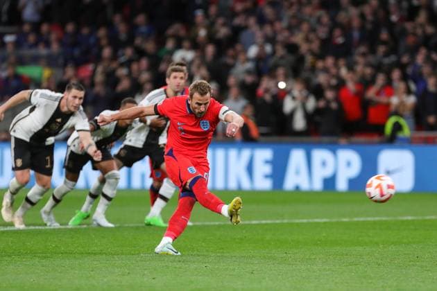 England v Germany UEFA Nations League 26 2022. GOAL 3-2 scores and celebrates England Harry Kane penalty during the UEFA Nations League match between England and Germany at Wembley Stadium, London, England on 26 September 2022. London Wembley Stadium Greater London England Editorial use only , Copyright: xPhilxDuncanx PSI-16044-0034