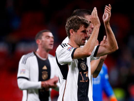 England v Germany UEFA Nations League Thomas Müller of Germany applauds the fans after the UEFA Nations League Group C match at Wembley Stadium, London Content Not Available For UK Newspapers Copyright: xPaulxChestertonx FIL-17392-0176 UK Newspapers OUT