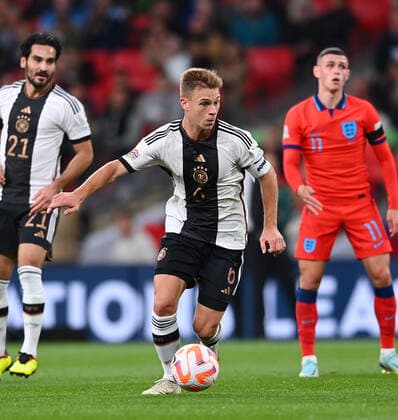 Fussball International UEFA Nations League 26.09.2022 in Wembley England - Deutschland Joshua Kimmich (Deutschland) am Ball