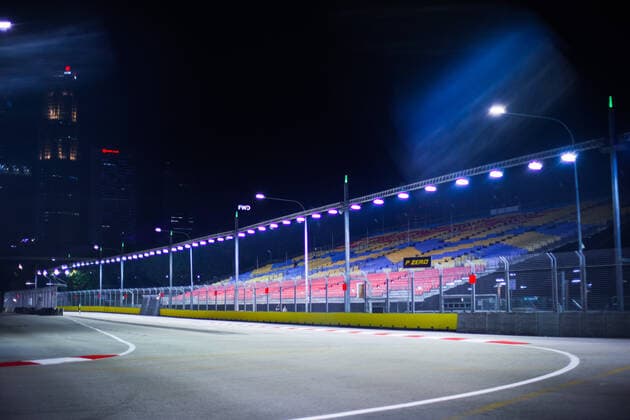illustration track, piste by night during the Formula 1 Singapore Airlines Singapore Grand Prix 2022, 17th round of the 2022 FIA Formula One World Championship, WM, Weltmeisterschaft from September 30 to October 02, 2022 on the Marina Bay Street Circuit, in Singapore - F1 - SINGAPORE GRAND PRIX 2022 DPPI Panoramic  00122039_AV6_1660