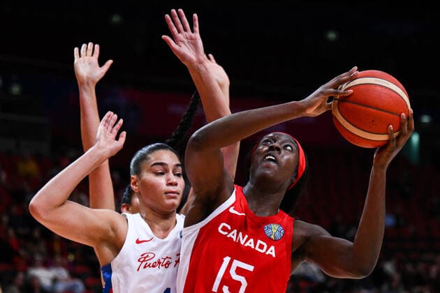 BASKETBALL PUERTO RICO CANADA, Laeticia Amihere of Canada shoots during the 2022 FIBA Women s Basketball World Cup Quarter Final match between Puerto Rico and Canada at Qudos Bank Arena in Sydney, Thursday, September 29, 2022. ( NO ARCHIVING, EDITORIAL USE ONLY, NO USE IN BOOKS WITHOUT CONSENT  Copyright: xJAMESxGOURLEYx 20220929001709048973
