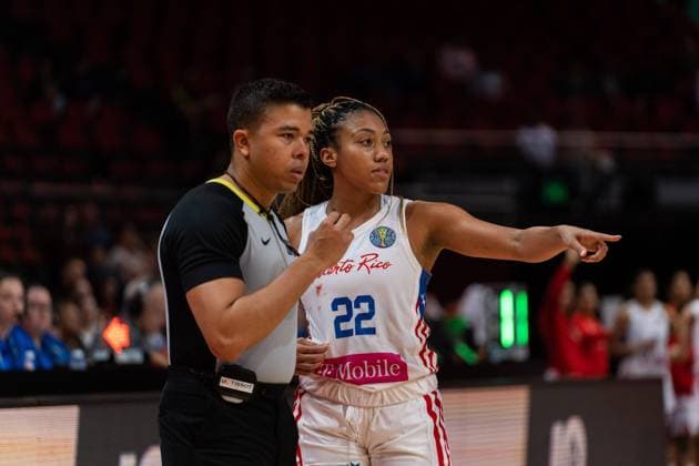FIBA Womens World Cup 2022 - Puerto Rico v Canada Arella Guirantes (22 Puerto Rico) talks to the referee during the FIBA Womens World Cup 2022 quarter-final game between Puerto Rico and Canada at the Sydney Superdome in Sydney, Australia. Noe Llamas SPP Copyright: xNoexLlamas SPPx noe_llamas_sports_press_photo_173003