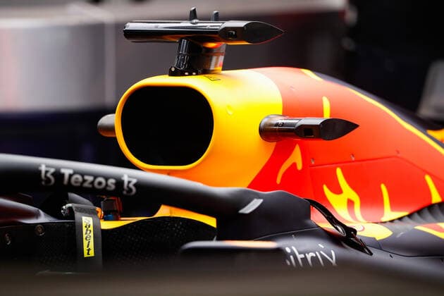 Air Intake of the Red Bull Racing Honda RB18, mechanical detail during the Formula 1 Singapore Airlines Singapore Grand Prix 2022, 17th round of the 2022 FIA Formula One World Championship, WM, Weltmeisterschaft from September 30 to October 02, 2022 on the Marina Bay Street Circuit, in Singapore - F1 - SINGAPORE GRAND PRIX 2022 DPPI Panoramic  00122039__V2_0985