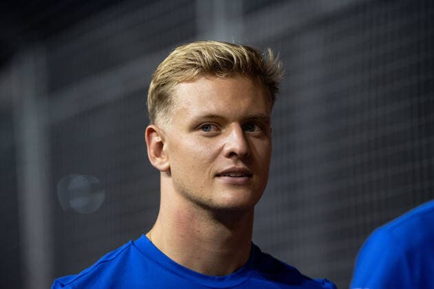 Mick Schumacher (GER, Haas F1 Team 47) beim Trackwalk, SIN, Formel 1 Grand Prix von Singapur, Marina Bay Circuit, Mediaday, 29.09.2022 SIN, Formel 1 Grand Prix von Singapur, Marina Bay Circuit, Mediaday, 29.09.2022 Singapur Copyright: xEibner Memmlerx EP_MMR