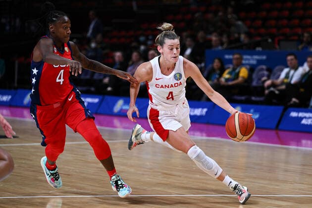 BASKETBALL CANADA USA, Sami Hill of Canada drives to the basket during the 2022 FIBA Women s Basketball World Cup Semi Final 1 match between Canada and the USA at Qudos Bank Arena in Sydney, Friday, September 30, 2022. ( NO ARCHIVING, EDITORIAL USE ONLY, NO USE IN BOOKS WITHOUT CONSENT  Copyright: xJAMESxGOURLEYx 20220930001709569538