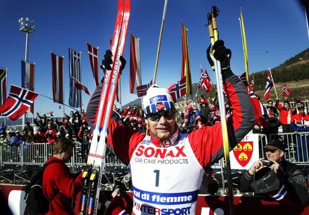 VAL DI FIEMME 20030219 Norway s Thomas Alsgaard won the gold medal in the Men s 30km Classical Mass Start race at the Nordic Skiing World Championships in Val di Fiemme February 19, 2003. PHOTO: Erik Johansen SCANPIX Code 20520-403 Val di Fiemme italien x20520x *** VAL DI FIEMME 20030219 Norways Thomas Alsgaard won the gold medal in the Mens 30km Classical Mass Start race at the Nordic Skiing World Championships in Val di Fiemme February 19, 2003 PHOTO Erik Johansen SCANPIX Code 20520 403 Val di Fiemme italy x20520x  Copyright: xErikxJohansenx xTTx 20520