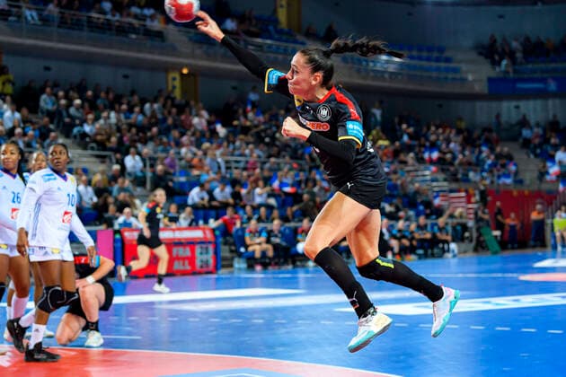 Handball, Frauen: Länderspiel, Frankreich - Deutschland Johanna Stockschläder Stockschlaeder (Deutschland Thueringer HC) Metz Arenes de Metz Frankreich